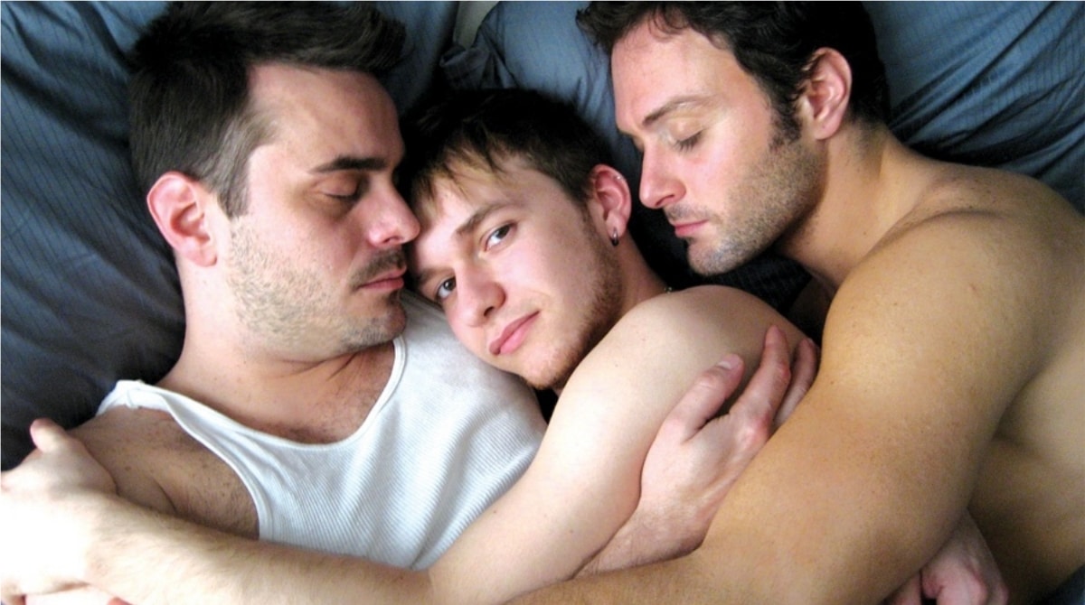 Hunk threesome photo