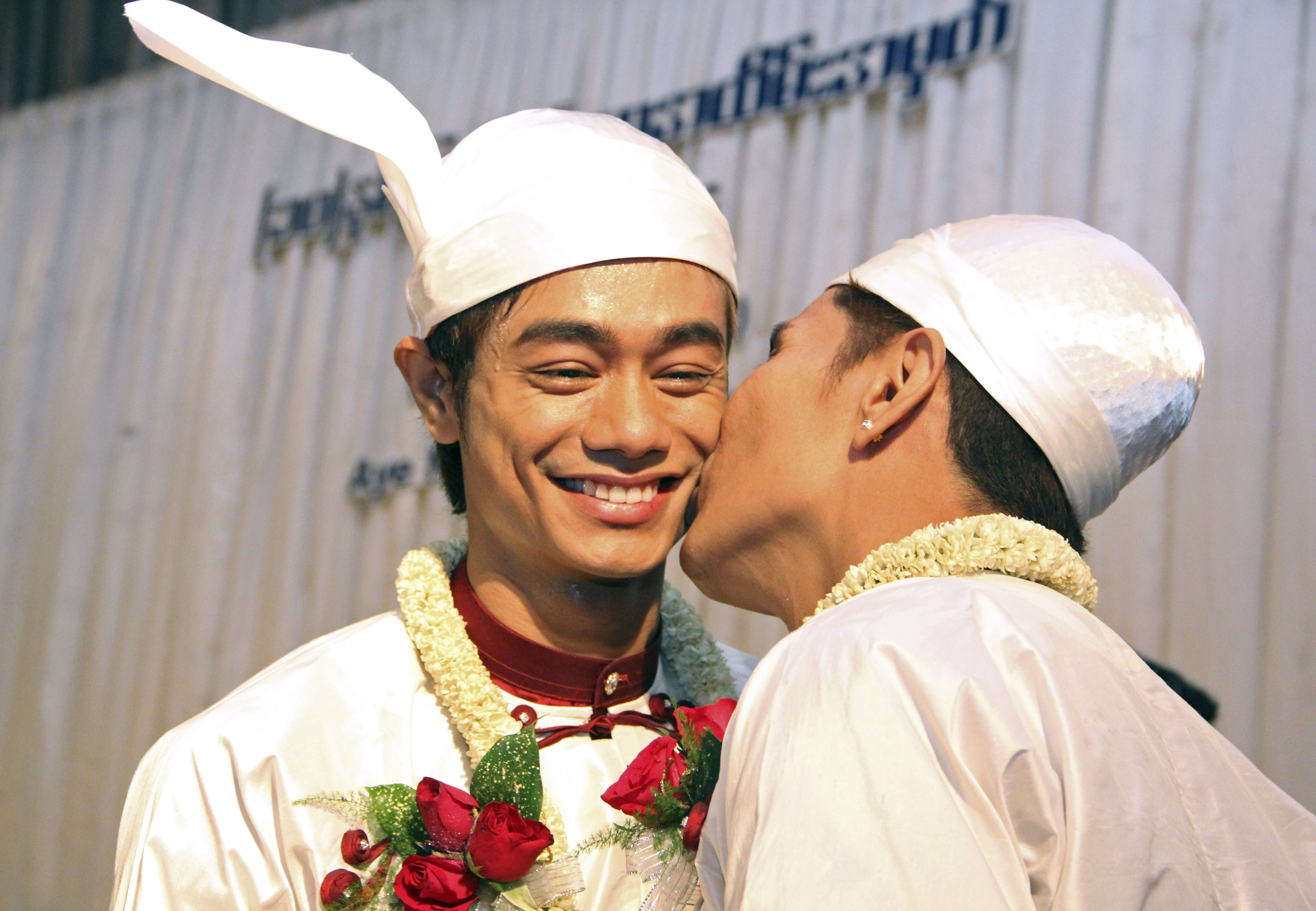Gay Couples In Myanmar Love At Any Cost Meaws Gay Site Providing Cool Gay Stories And Articles