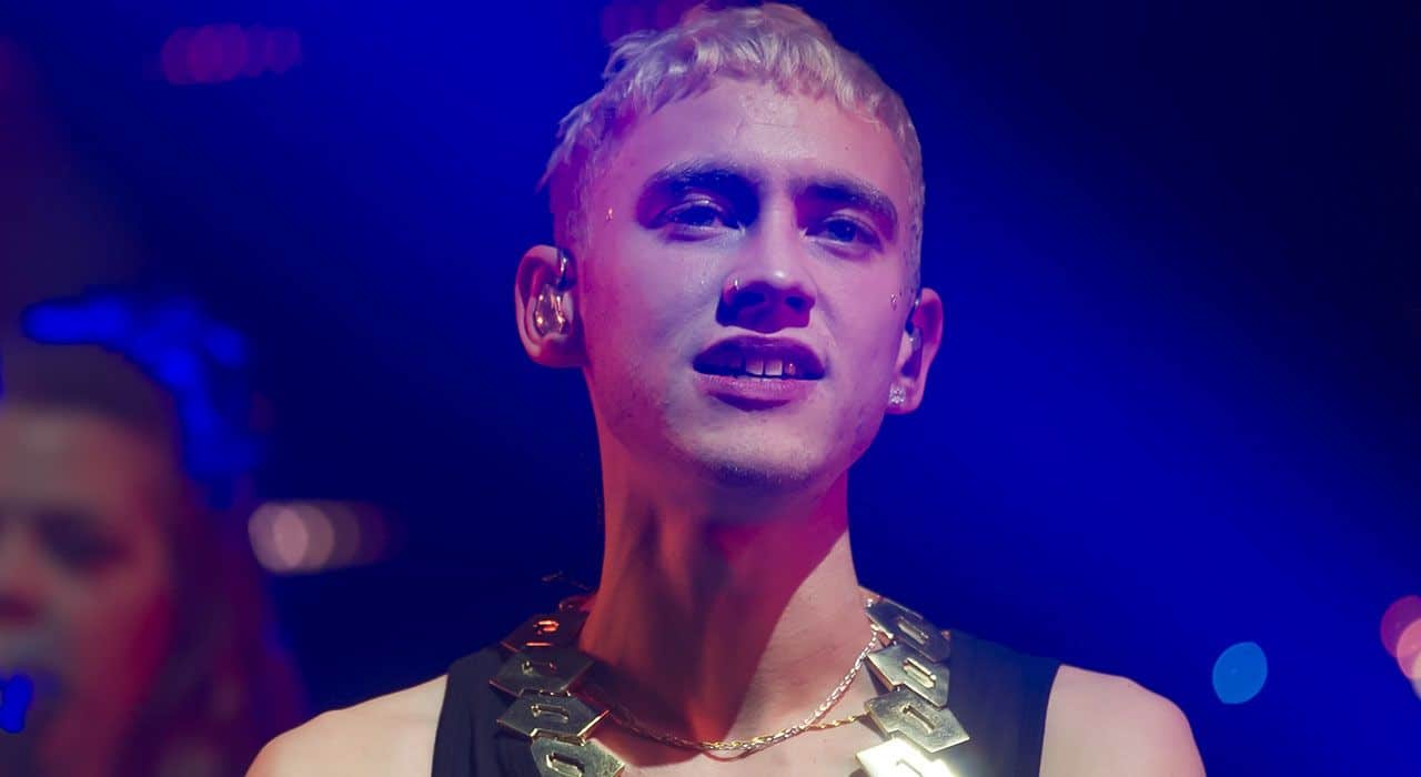 Olly alexander dizzy перевод песни