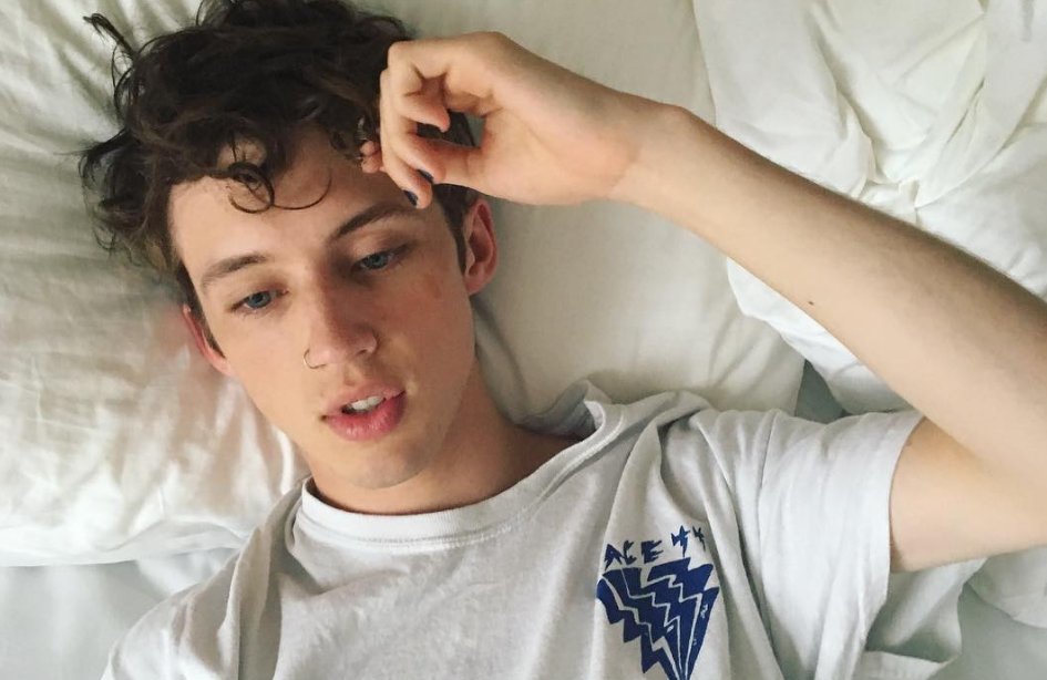 Troye Sivan Opens Up After Nude Pic Leaks Online Meaws Gay Site Providing Cool Gay Stories