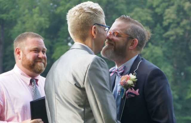 Gay-wedding