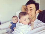 Cheyenne_Jackson_twins