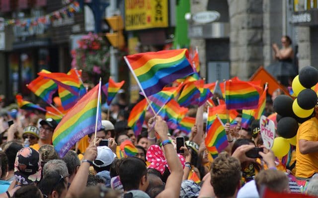 pride-rainbow-crowd