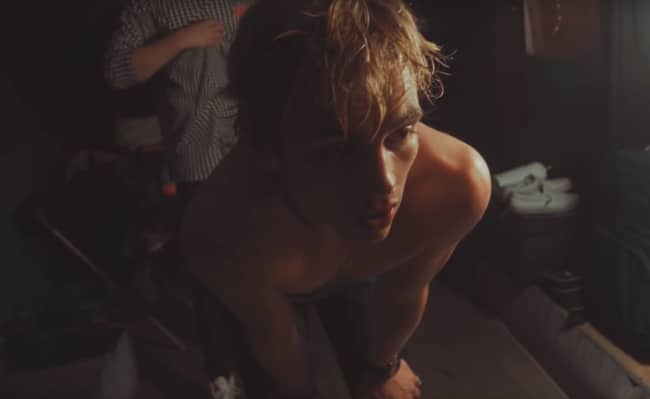 Actor/singer and general hottie Ross Lynch was trending on Twitter this wee...