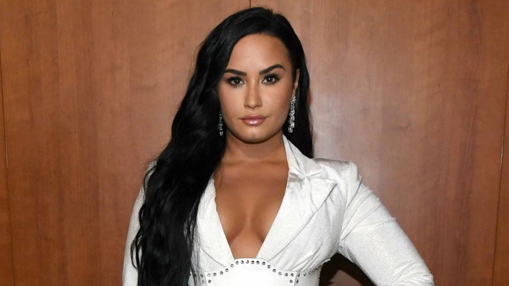 Demi Lovato Talks Identifying As Pansexual Im So Fluid Now Last News 
