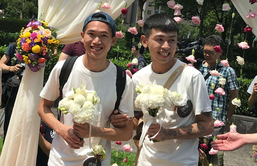 A same-sex couple in Taiwan celebrate their marriage in the capita Taipei (Photo: Provided)